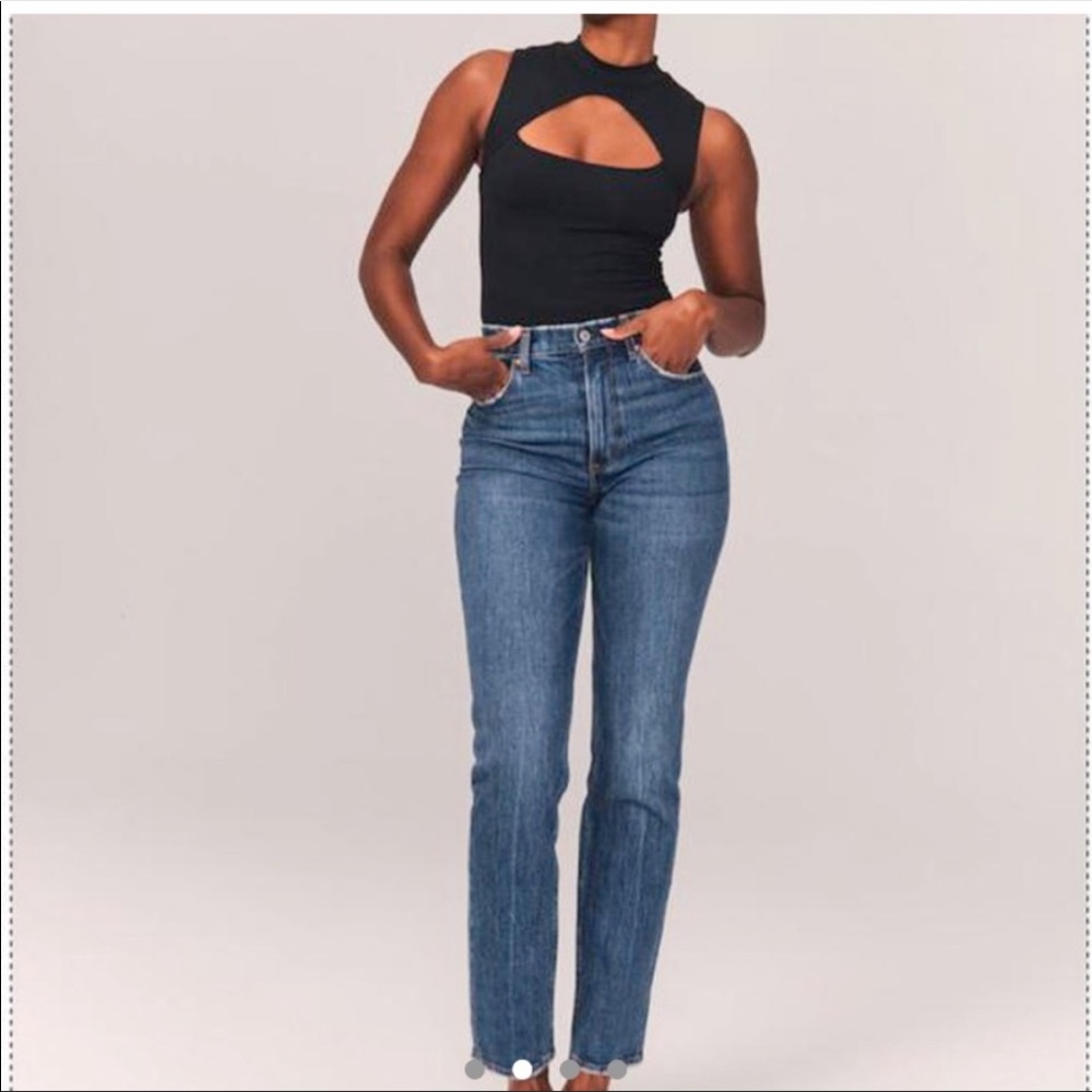Abercrombie curve love 90s straight ultra high rise jeans dark wash size 27